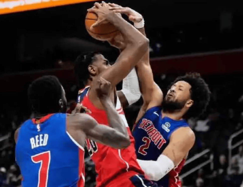 包含今晚纽卡斯尔备战NBA总决赛，篮板制胜细节曝光，引发热议，控场能力受关注的词条