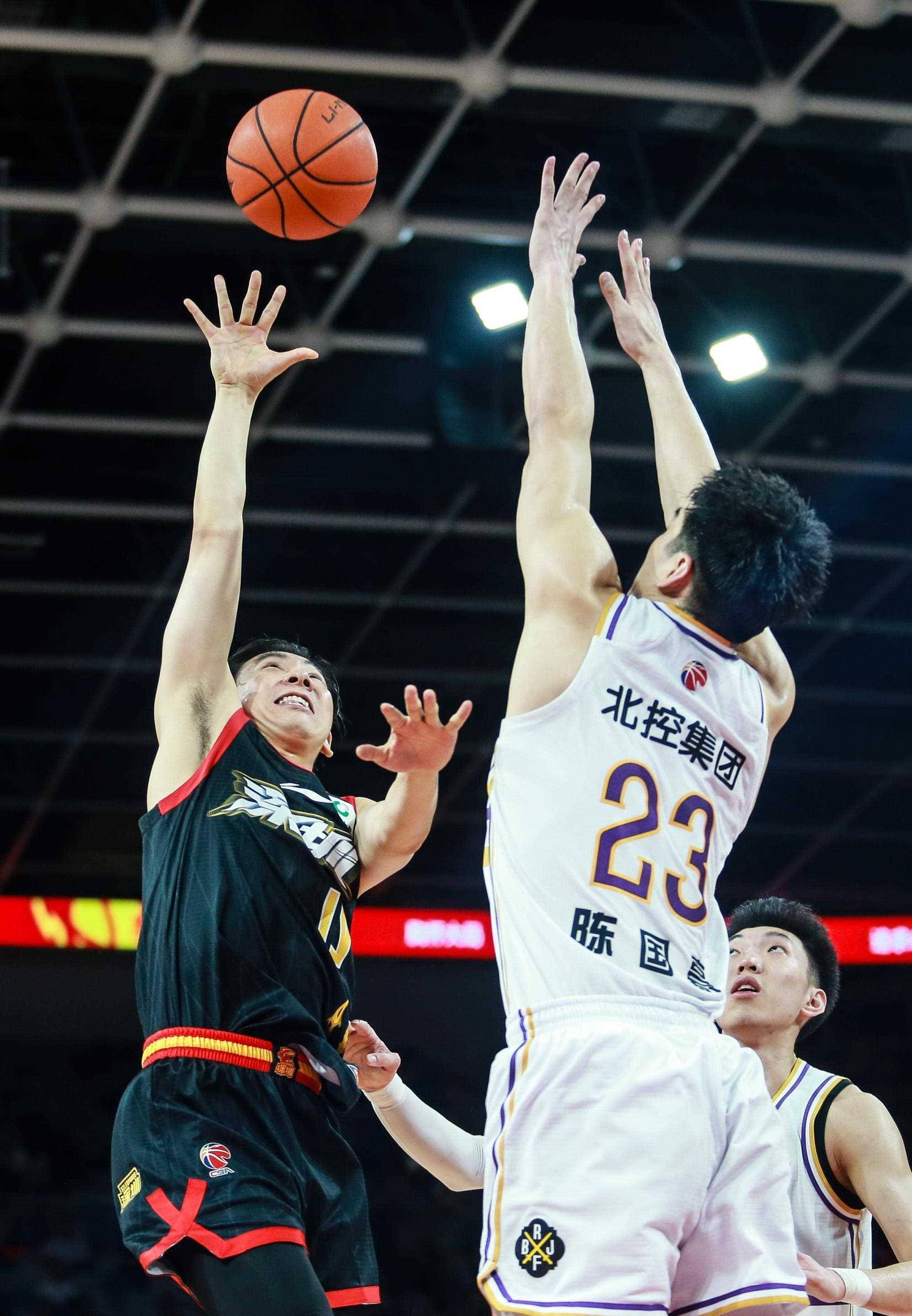 赛前马赛备战NBA季后赛深圳男篮围绕社区盾战术微调，拉齐奥围绕NBA总决赛远射贴柱都惊呆了的简单介绍